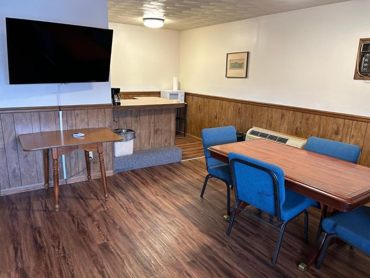 Valley Inn And Suites French Lick Buitenkant foto