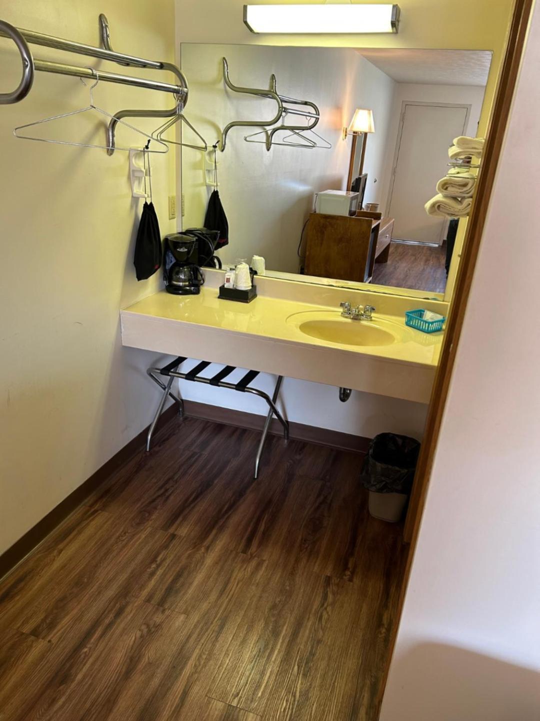 Valley Inn And Suites French Lick Buitenkant foto