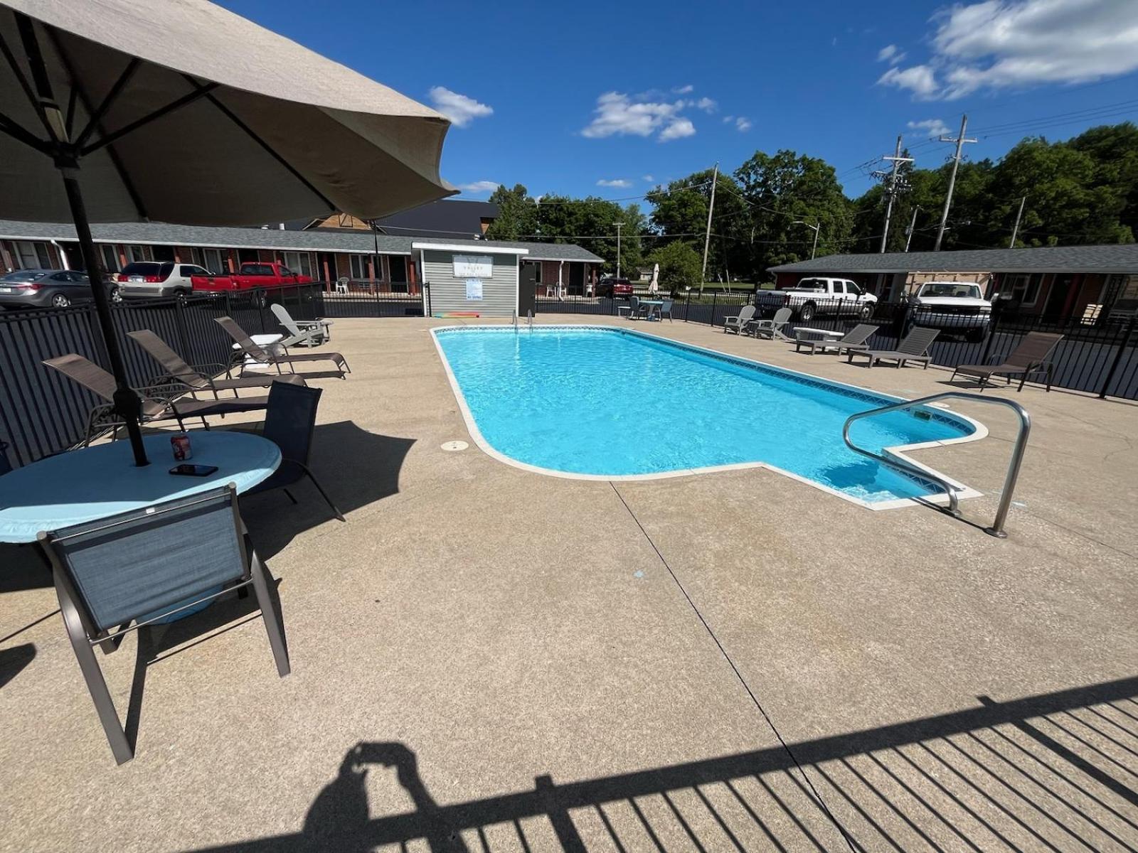Valley Inn And Suites French Lick Buitenkant foto