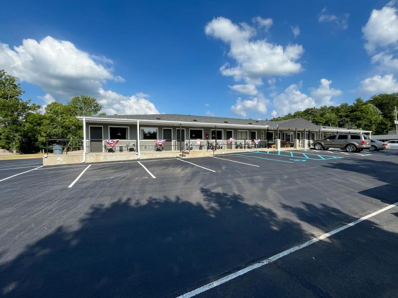 Valley Inn And Suites French Lick Buitenkant foto